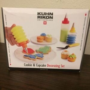 Kuhn Rikon cookie $ cupcake decoration set